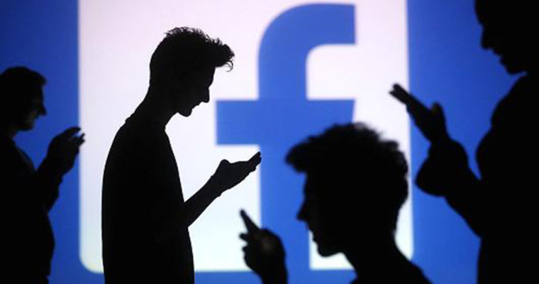 نقش فیس بوک در ایجاد جامعه جهانی
