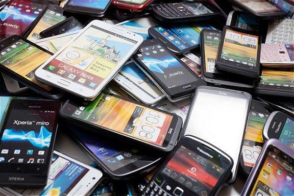 شرایط واردات گوشی تلفن همراه به کشور مشخص شد