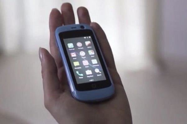 کوچکترین موبایل« ۴ جی» دنیا به بازار می آید