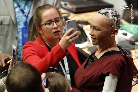 مدرن‌ترین ربات زن سازمان ملل متحد را بشناسید