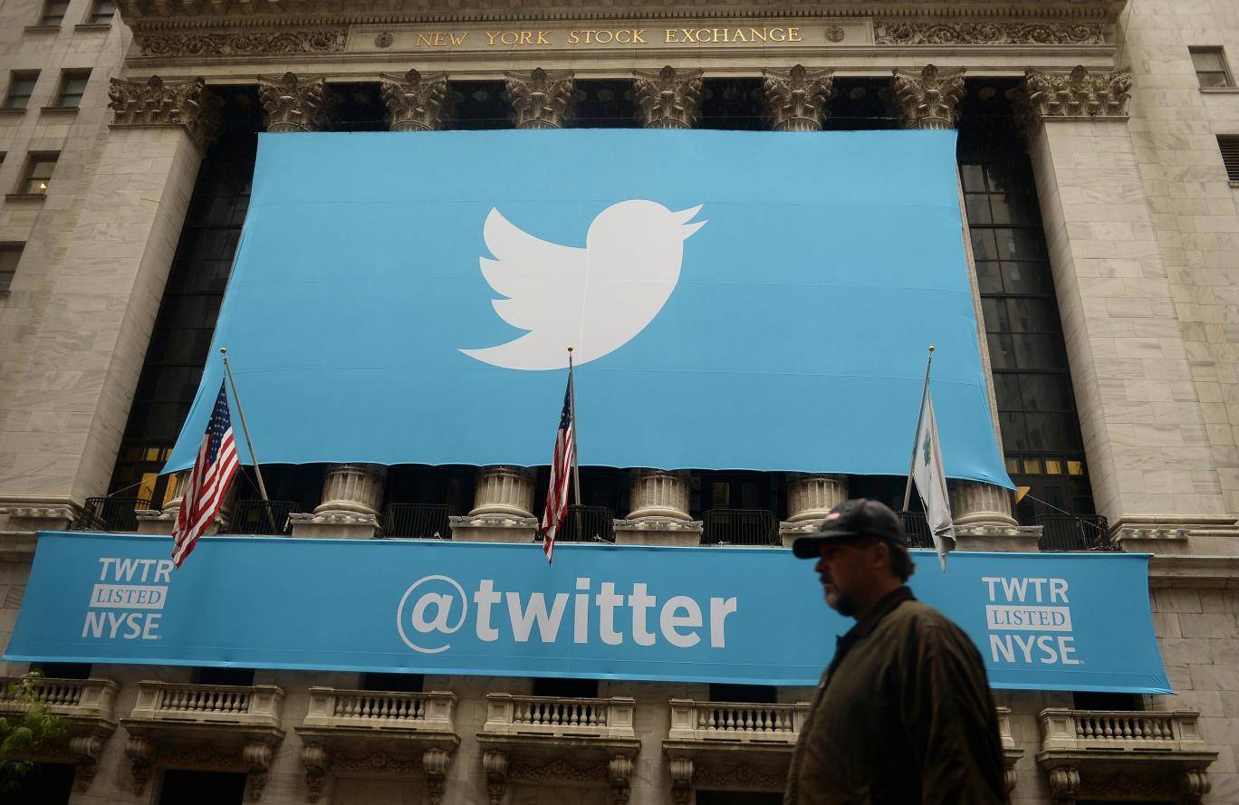 کاهش چشم‌گیر قیمت سهام توئیتر