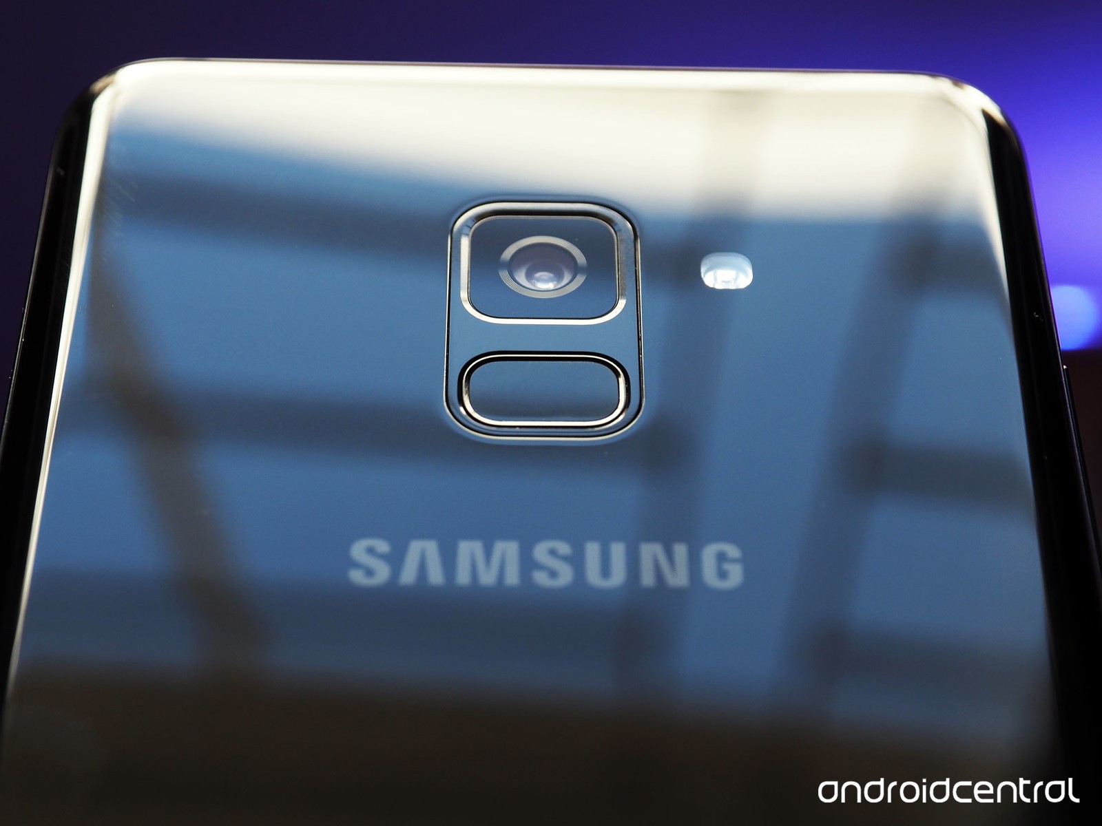 طراحی +Galaxy A8 از جای خوب سنسور اثر انگشت در Galaxy S9 می‌گوید
