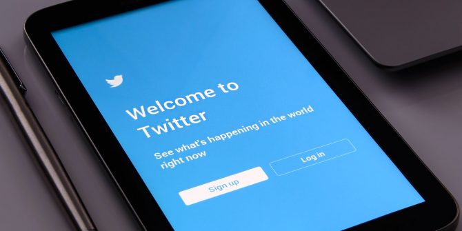 توئیتر از کاربرانش حق عضویت دریافت می‌کند