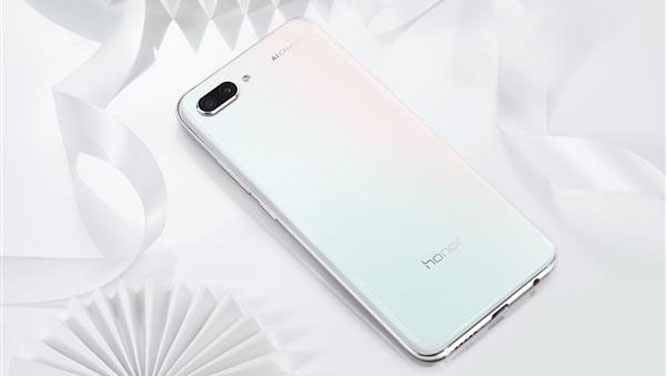 نسخه Lily White از گوشی Honor 10 GT با رنگ خاص و جذاب معرفی شد
