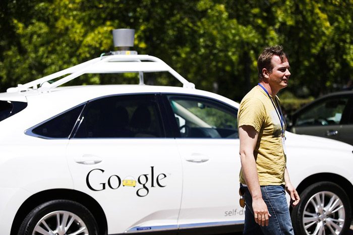 گوگل با غول های خودروسازی همکاری می‌کند