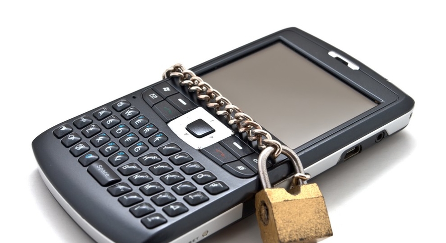 اپراتورهای موبایل برای فروش اطلاعات کاربران جریمه می‌شوند
