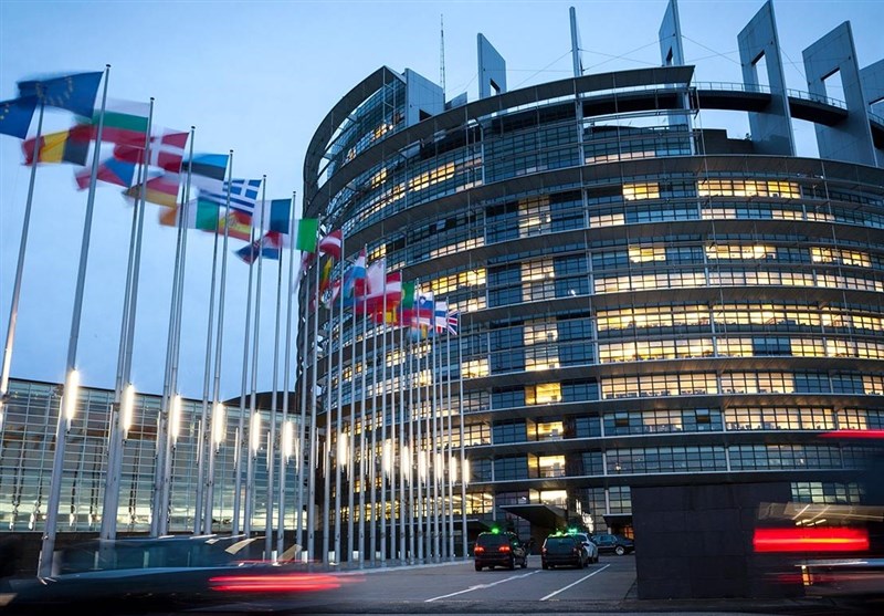 بررسی اولین قانون هوش مصنوعی جهان در پارلمان اروپا
