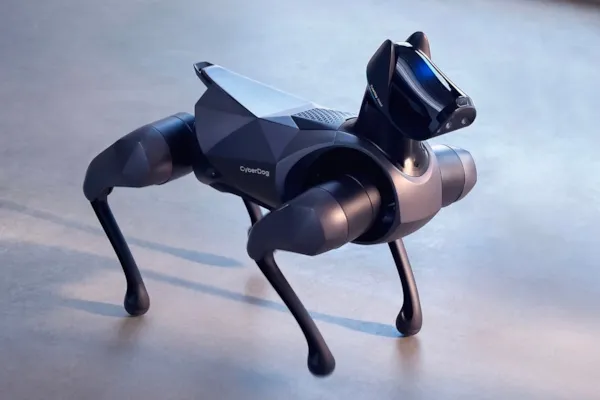 سایبرداگ ۲ رونمایی شد؛ سگ رباتیک پشتک‌زن با قیمت مشابه گلکسی زد فولد ۵